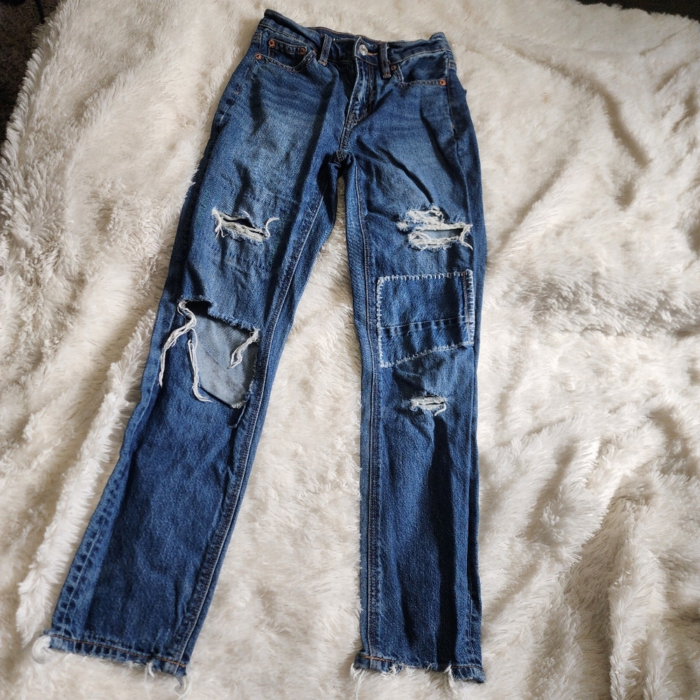 American Eagle Strigid Super High Rise Ankle Straight Jeans Distressed Patches